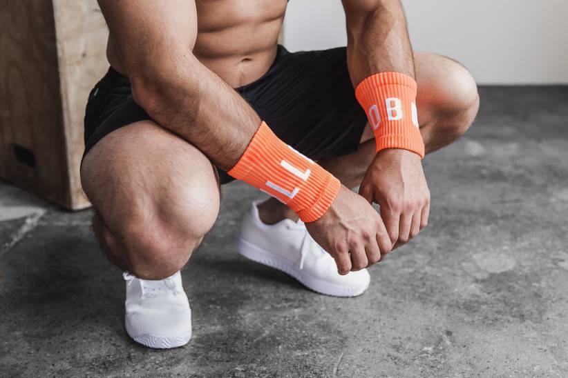 NOBULL 80NJ2945cinturini da polso in corallo