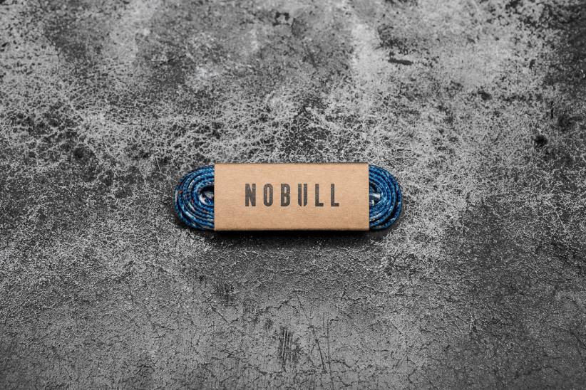NOBULL 80NJ2938stelle con lacci da ginnastica