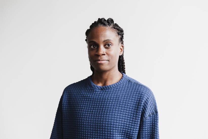 NOBULL 80NJ1980pullover da donna trapuntato a girocollo profondo