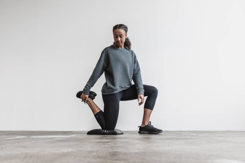 NOBULL 80NJ1981pullover trapuntato da donna girocollo scuro