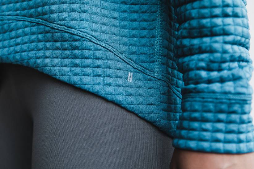 NOBULL 80NJ1982pullover donna trapuntato girocollo in acciaio