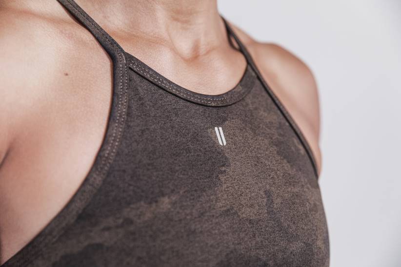 NOBULL 80NJ2046reggiseno sportivo allacciato alla caviglia (mimetica continentale) espresso