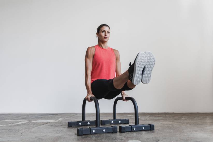 NOBULL 80NJ2080canotta da donna a collo alto (colori vivaci)