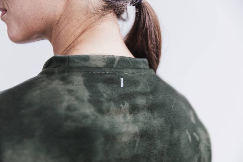 NOBULL 80NJ2099felpa girocollo da donna (tie-dye) militare