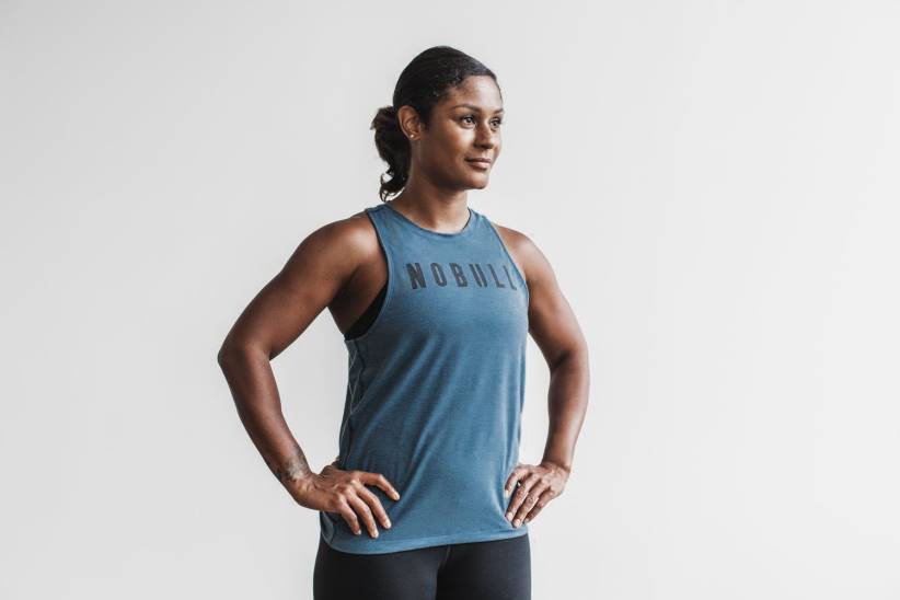 NOBULL 80NJ2219canotta da donna a collo alto (colore brillante)