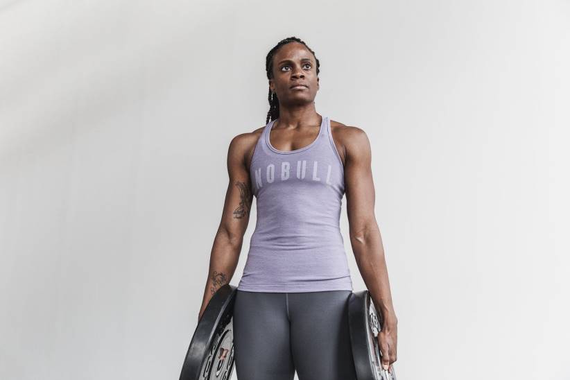 NOBULL 80NJ2234canotta da donna con taglio vogatore (colori stagionali)