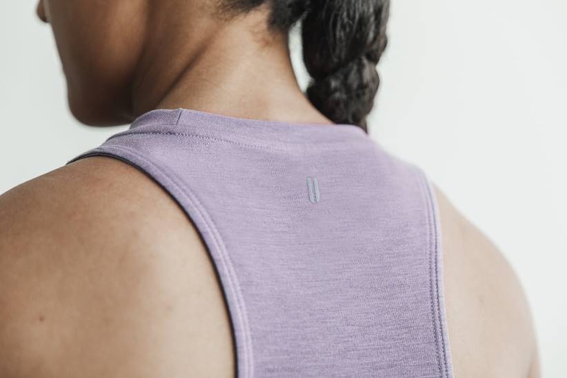 NOBULL 80NJ2304canotta da donna a collo alto (acquerello floreale) lavanda