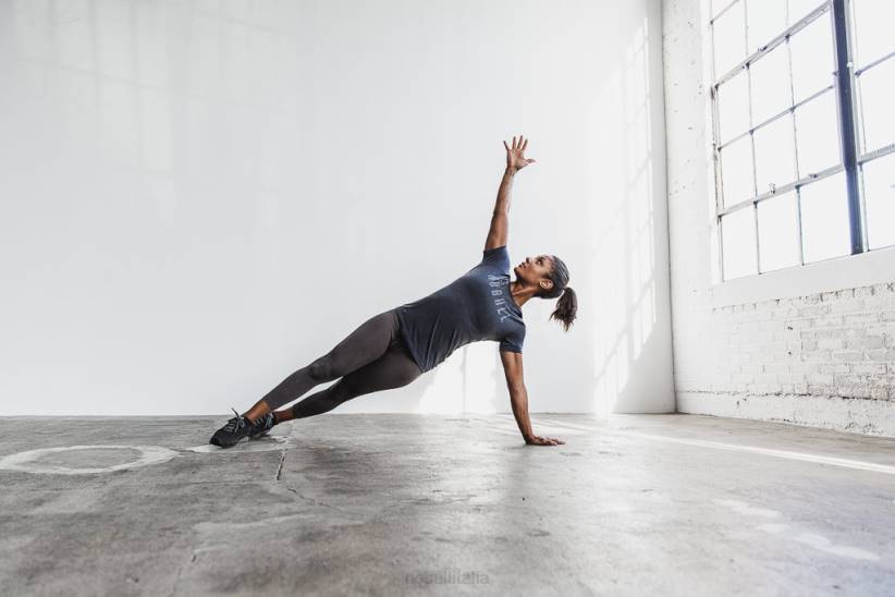 NOBULL 80NJ2347maglietta da donna