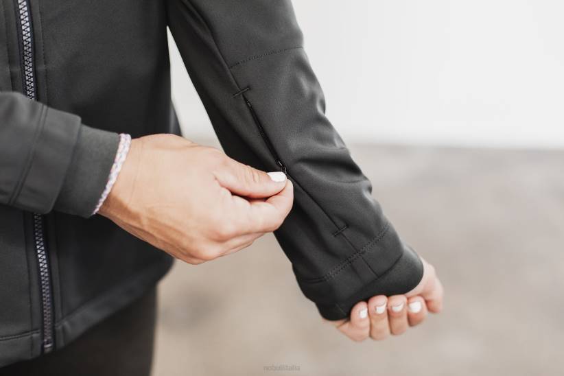 NOBULL 80NJ2494giacca softshell da donna