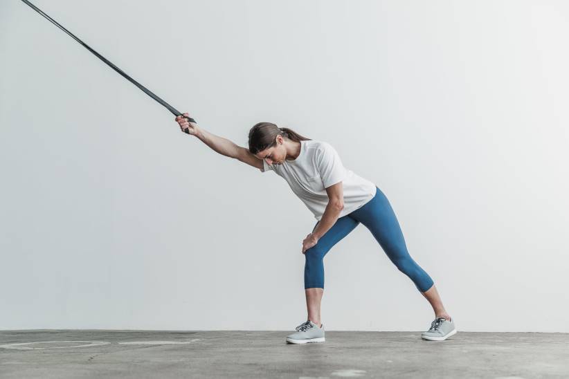 NOBULL 80NJ2558maglietta squadrata tascabile da donna