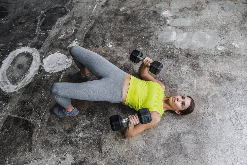 NOBULL 80NJ2567canotta muscolare da donna (neon camo) gialla