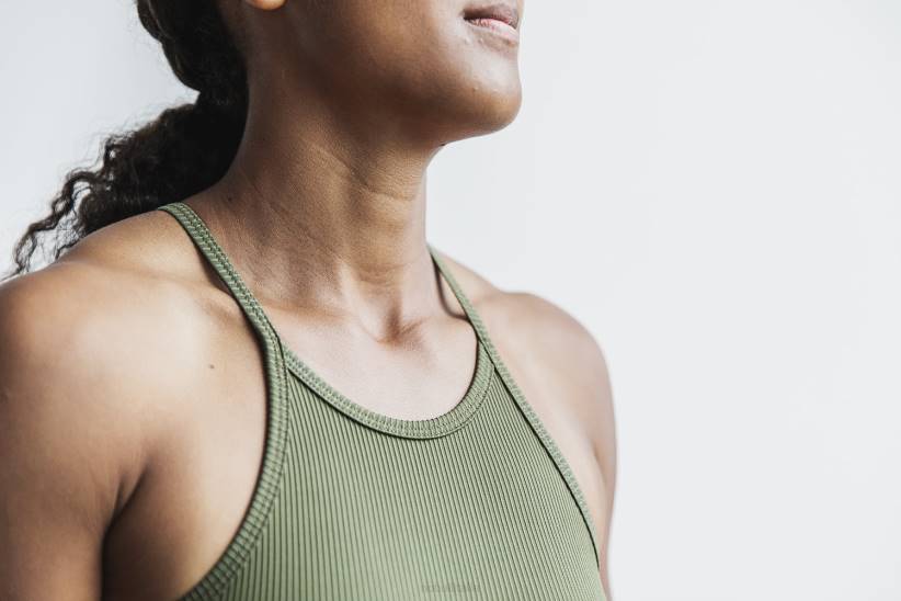 NOBULL 80NJ2602carro armato alla cavezza (a coste) militare