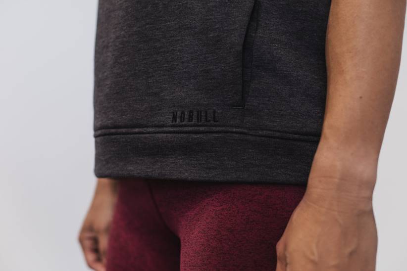 NOBULL 80NJ2773felpa con cappuccio smanicata in micropeluche da donna