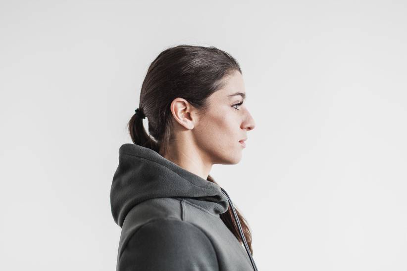 NOBULL 80NJ2803felpa con cappuccio pullover artico da donna scura