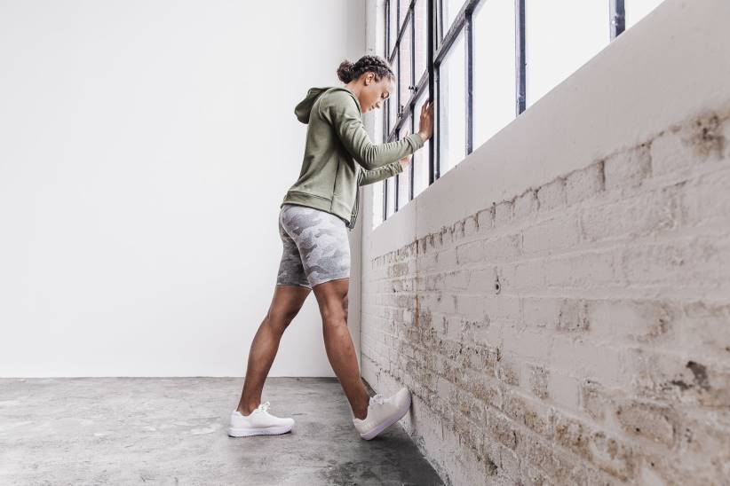 NOBULL 80NJ2822Felpa con cappuccio con zip da donna ad alte prestazioni