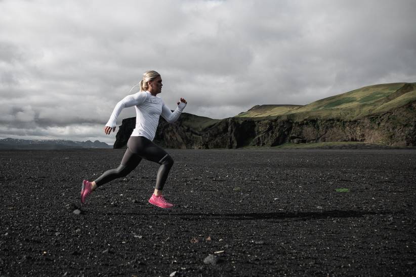 NOBULL 80NJ1616runner in maglia da donna