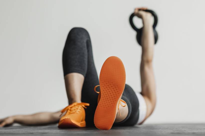 NOBULL 80NJ1658runner da donna in rete arancione