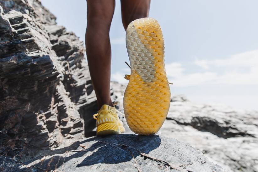 NOBULL 80NJ1668runner da donna in maglia limone