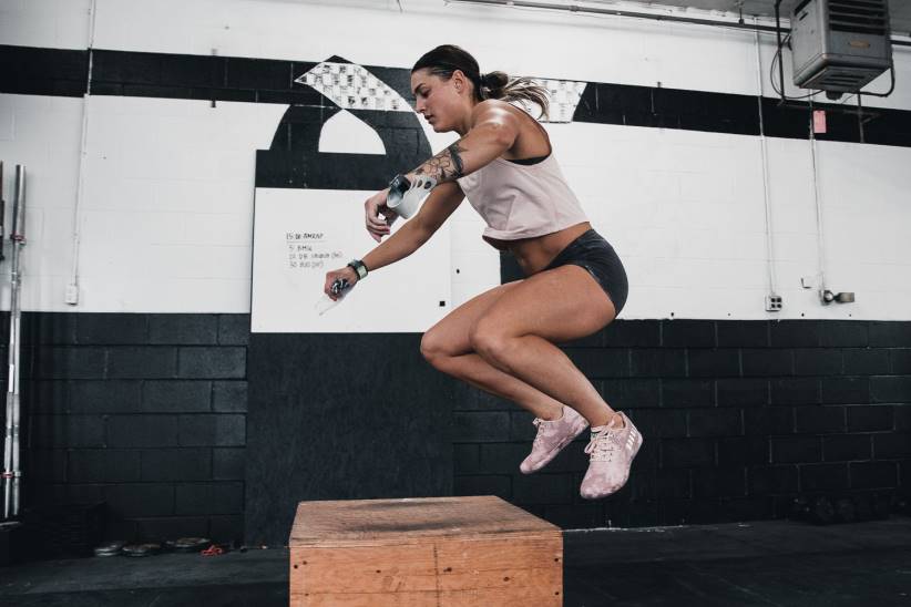 NOBULL 80NJ1314scarpa da ginnastica da donna polverosa