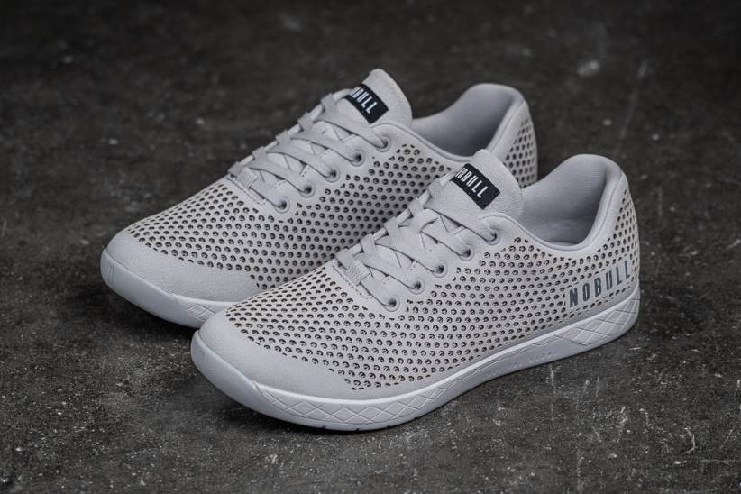 NOBULL 80NJ1487scarpa da ginnastica da donna in pelle scamosciata leggera