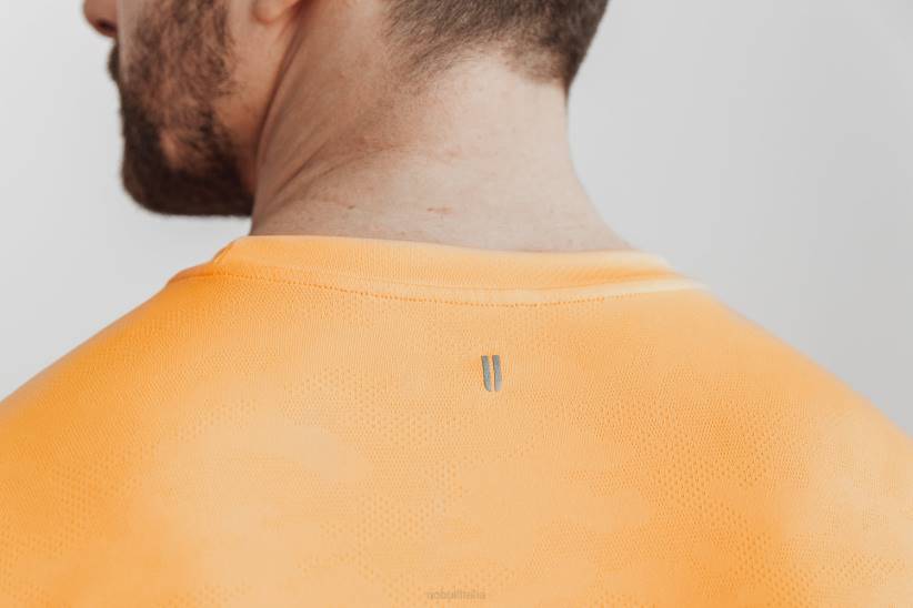 NOBULL 80NJ1006maglietta leggera testurizzata da uomo (neon camo) arancione
