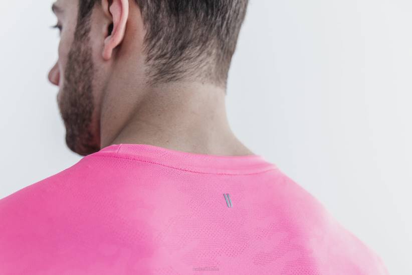 NOBULL 80NJ1007maglietta leggera testurizzata da uomo (neon camo) rosa