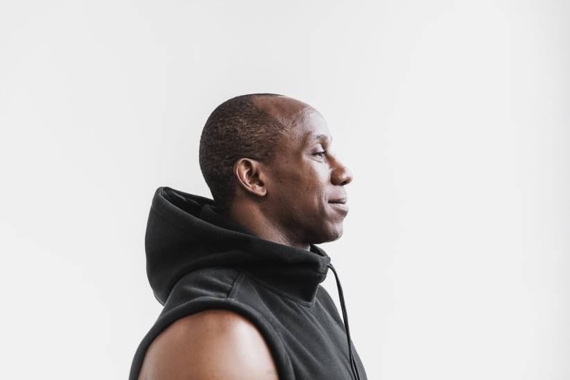 NOBULL 80NJ1050pullover artico senza maniche da uomo