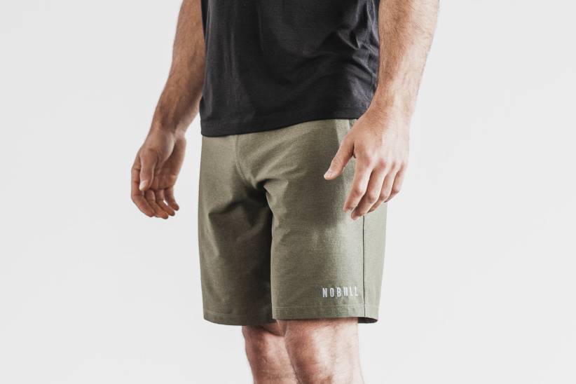 NOBULL 80NJ734short da uomo in tessuto elasticizzato 9 army