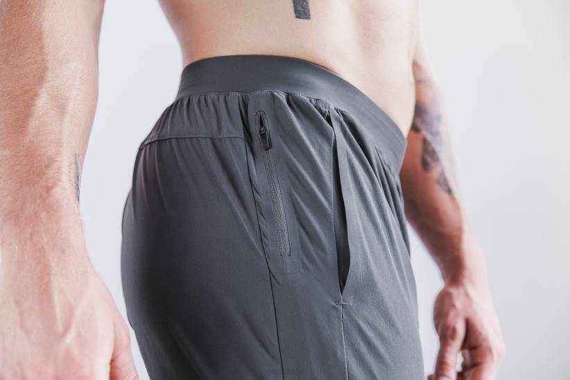 NOBULL 80NJ749jogger in tessuto leggero da uomo scuro