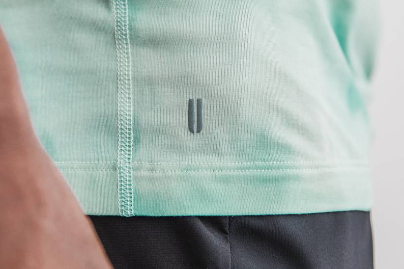 NOBULL 80NJ751maglietta senza maniche da uomo (tie-dye) vaniglia