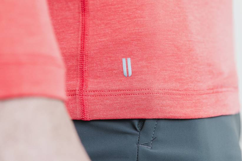 NOBULL 80NJ834maglietta a maniche lunghe da uomo rossa