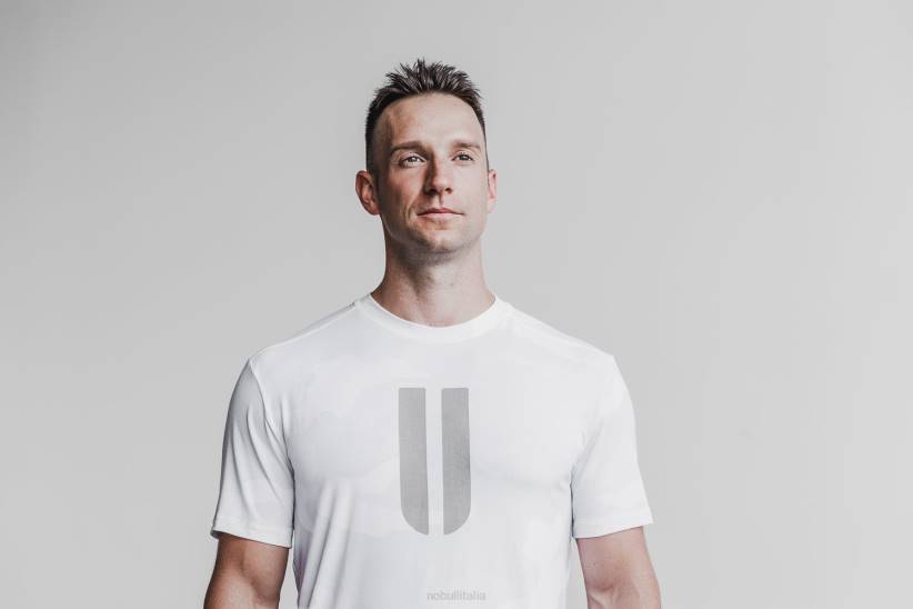 NOBULL 80NJ942maglietta da uomo con corna (mimetica) bianca