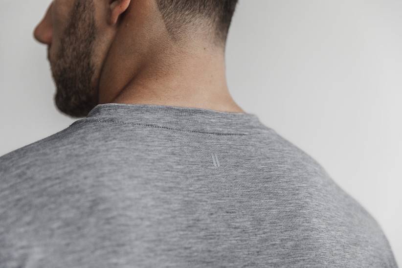 NOBULL 80NJ989maglietta da uomo con scollo a V grigia