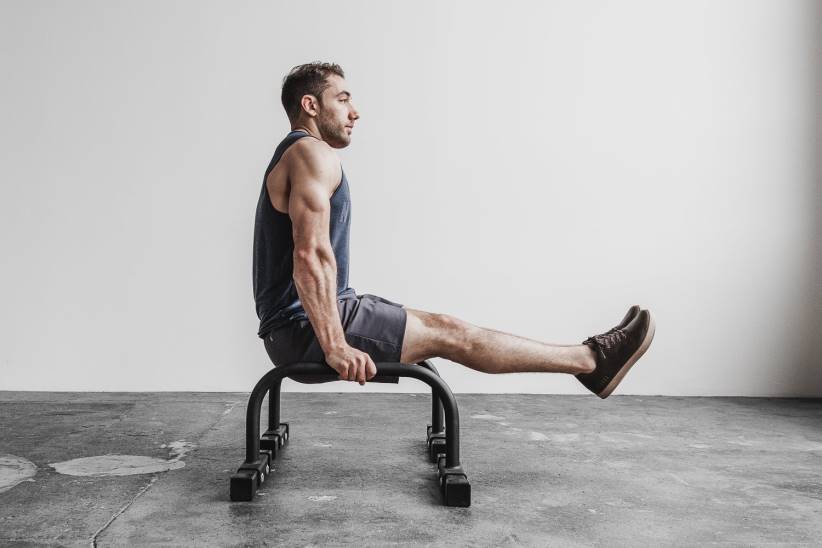 NOBULL 80NJ112scarpa da ginnastica in pelle da uomo