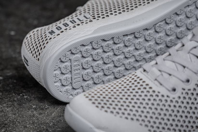 NOBULL 80NJ119scarpa da ginnastica da uomo in pelle scamosciata leggera